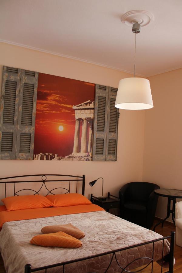 Petaluda House 1 Bed and Breakfast Atenas Exterior foto