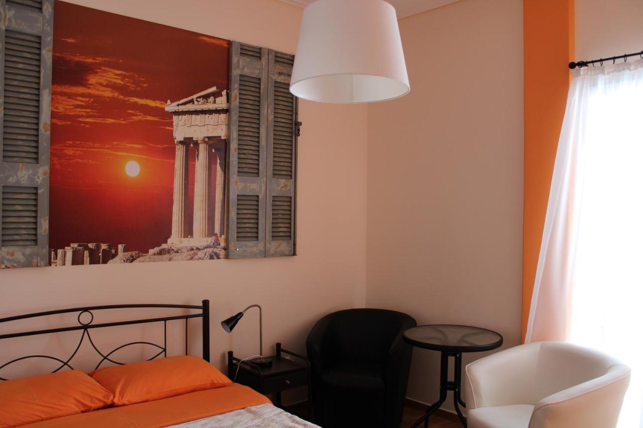 Petaluda House 1 Bed and Breakfast Atenas Exterior foto