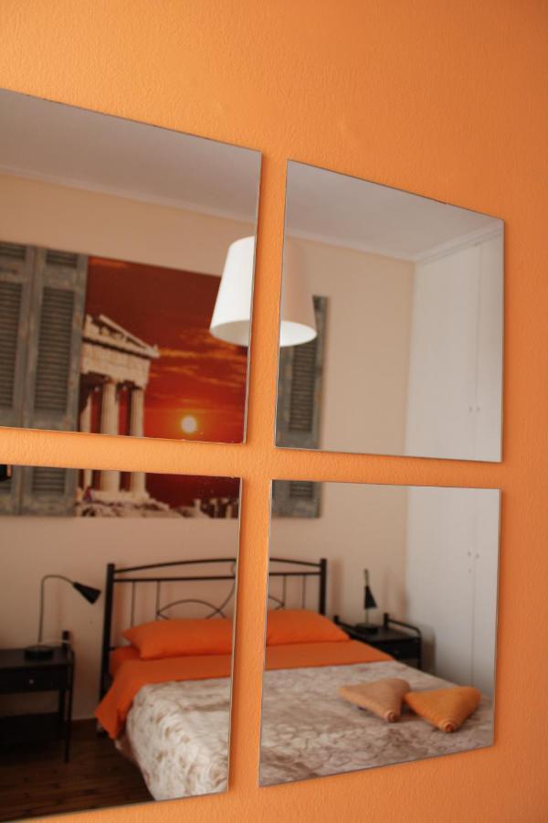 Petaluda House 1 Bed and Breakfast Atenas Exterior foto